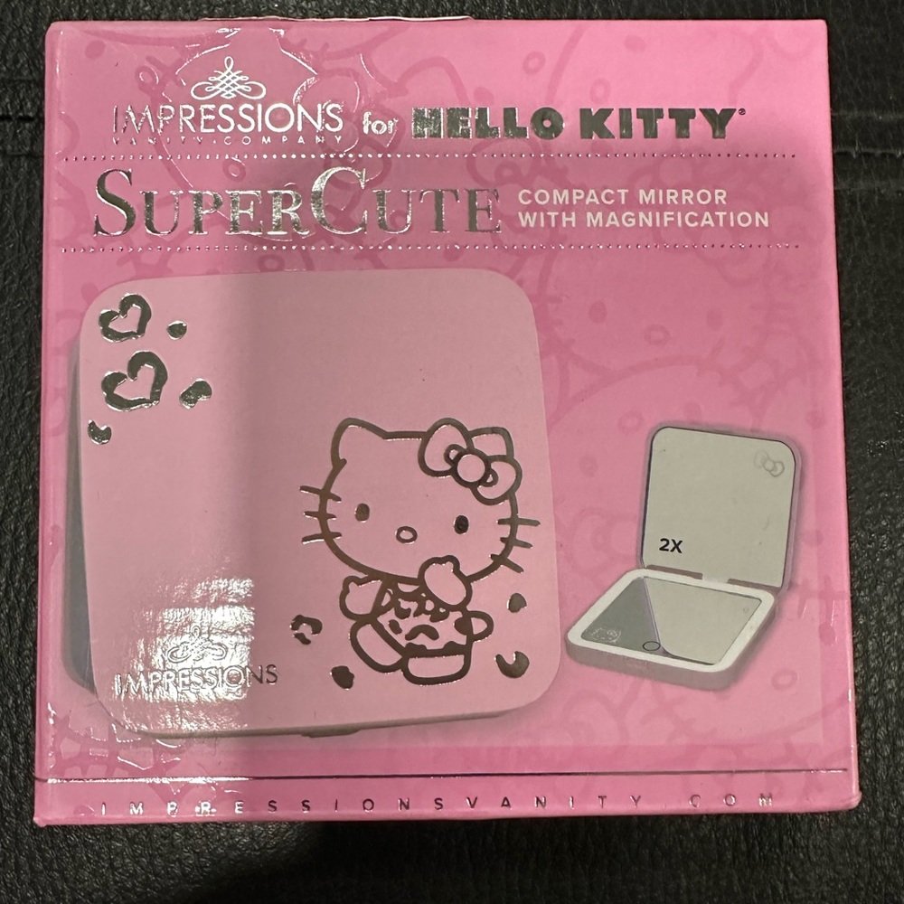Hello Kitty Compact Mirror with Touch Sensor Switch for Adjustable Brigh…